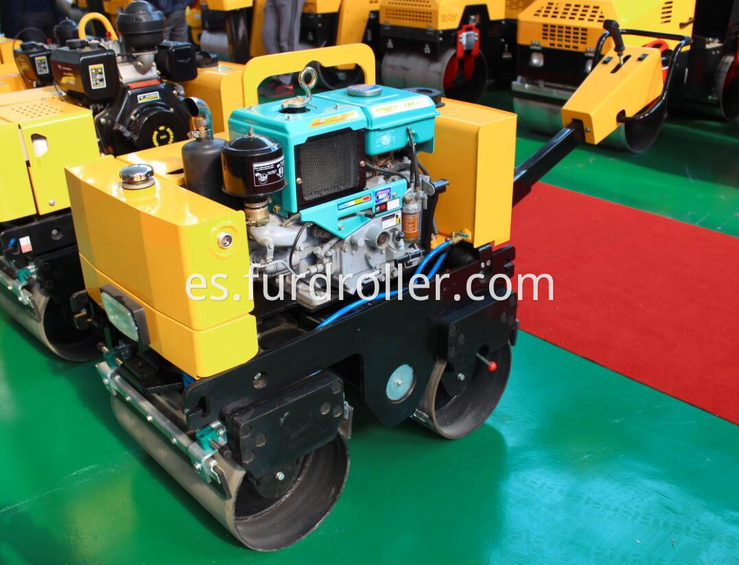 hydraulic road roller